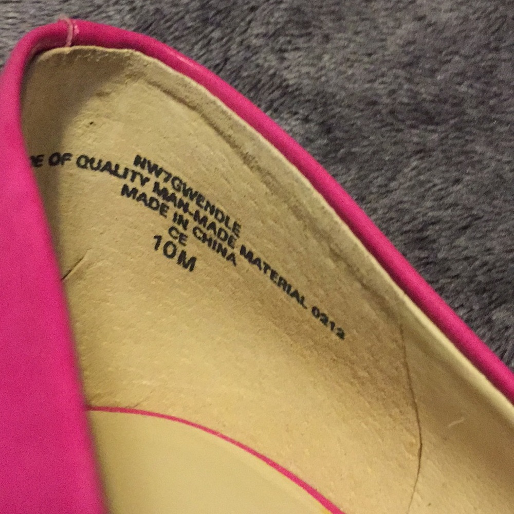 Used Nine West Gwendle Pink Patent Size 10 Heels. - Picture 7 of 10